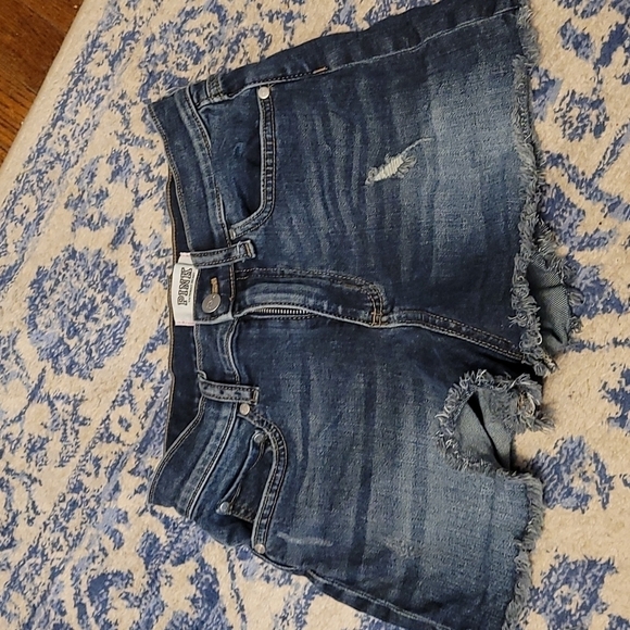 Pink Victoria's Secret sz 2 denim shorts distressed jeans WS54 - Picture 1 of 4